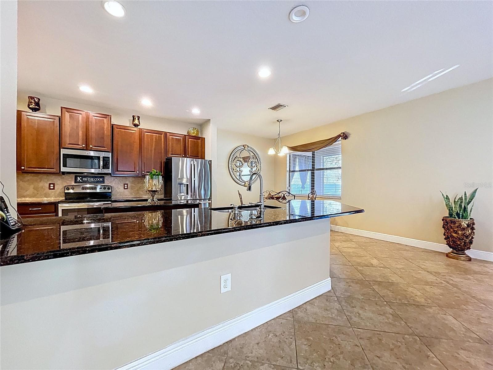 Single Family Residence at 15246 ANGUILLA ISLE AVE, TAMPA, photo 30 of 97