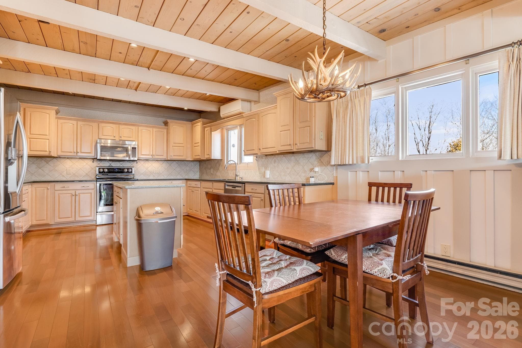 Eat In Kitchen - 301 Highland Circle, Sugar Mountain