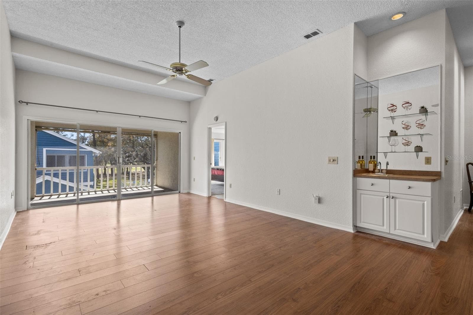 Condominium at 2014 GOLFVIEW DR #2014, TARPON SPRINGS, photo 7 of 34