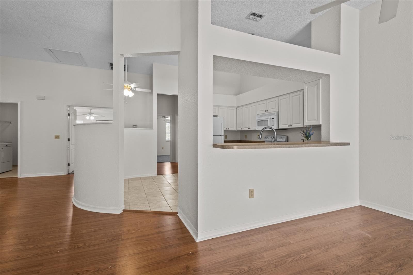 Condominium at 2014 GOLFVIEW DR #2014, TARPON SPRINGS, photo 10 of 34