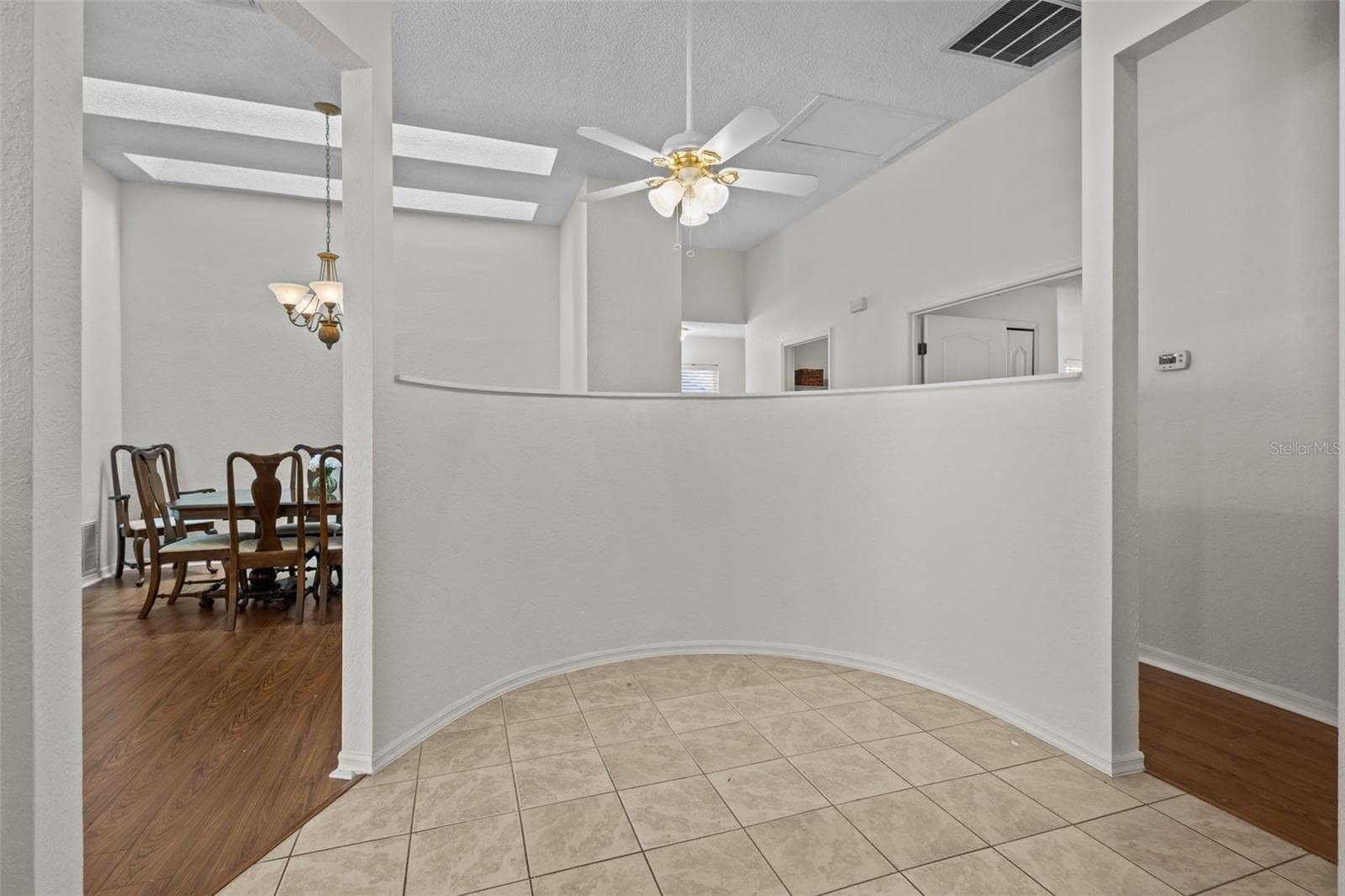 Condominium at 2014 GOLFVIEW DR #2014, TARPON SPRINGS, photo 12 of 34