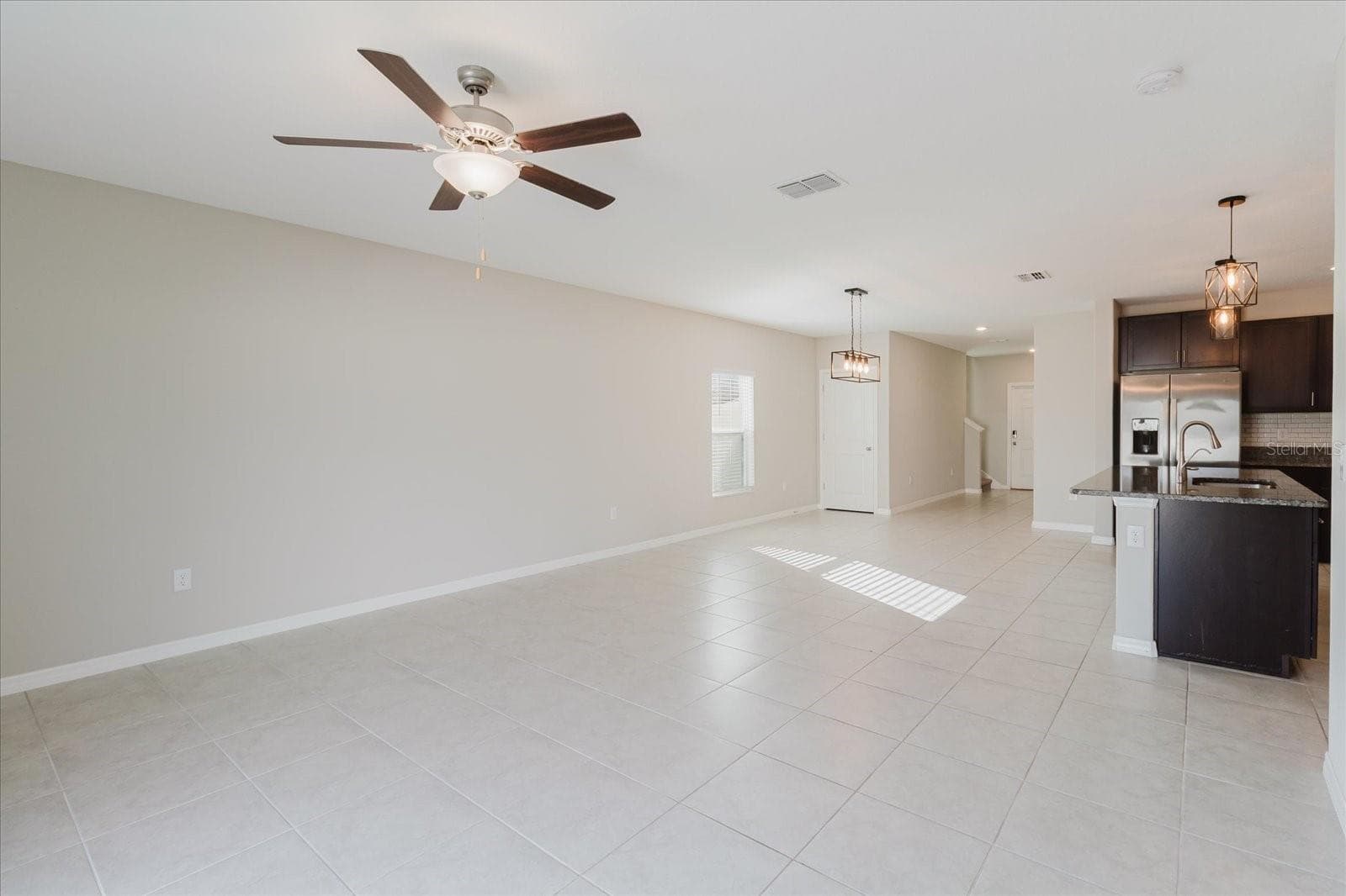 Single Family Residence at 9411 LEMON DROP LOOP, SUN CITY CENTER, photo 9 of 41