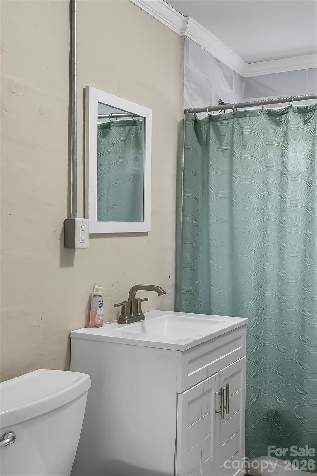 Duplex at 620 Linville Street, Morganton, photo 14 of 27