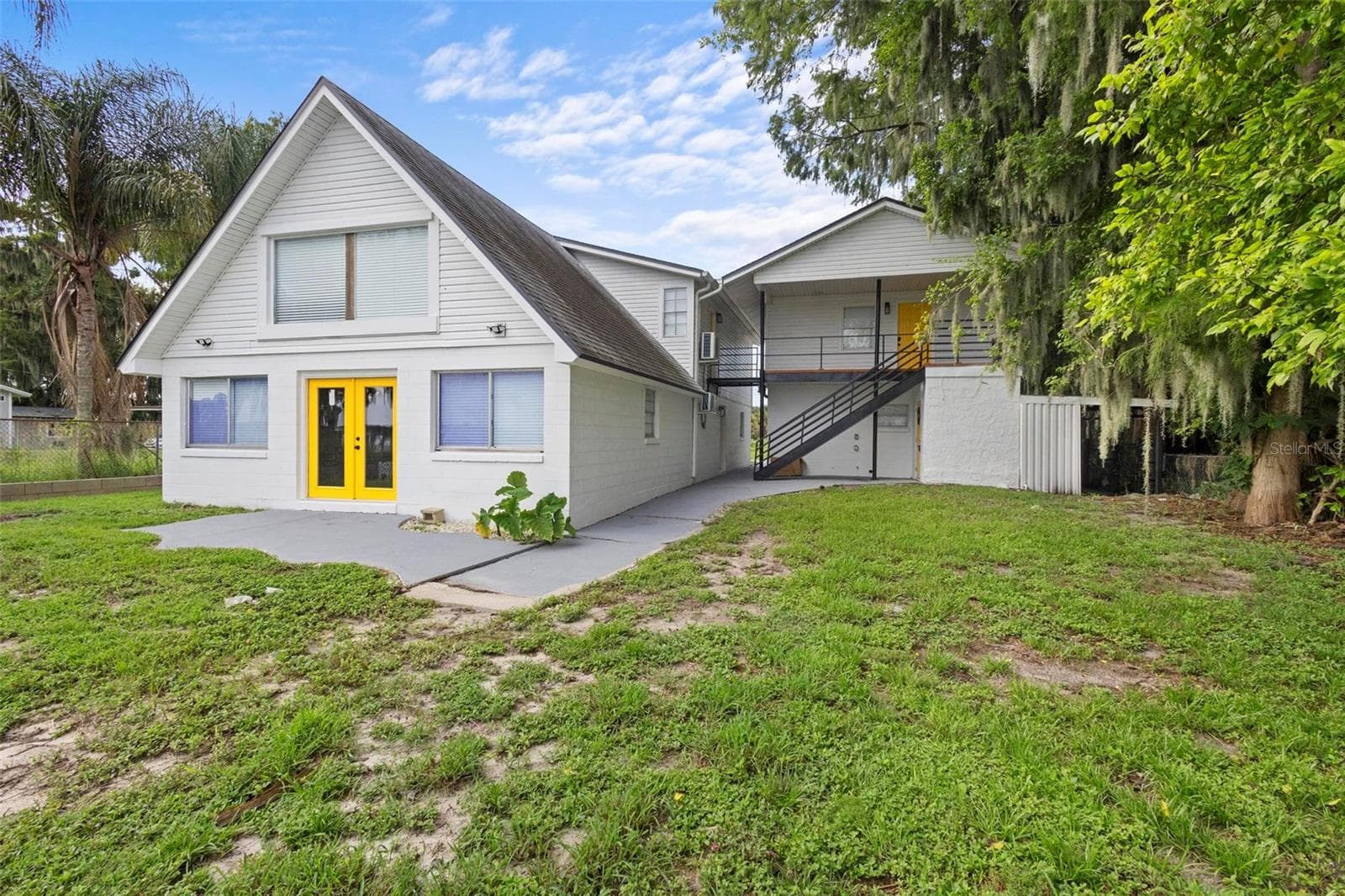 Single Family Residence at 1824 LAKE ST, OVIEDO, photo 4 of 72