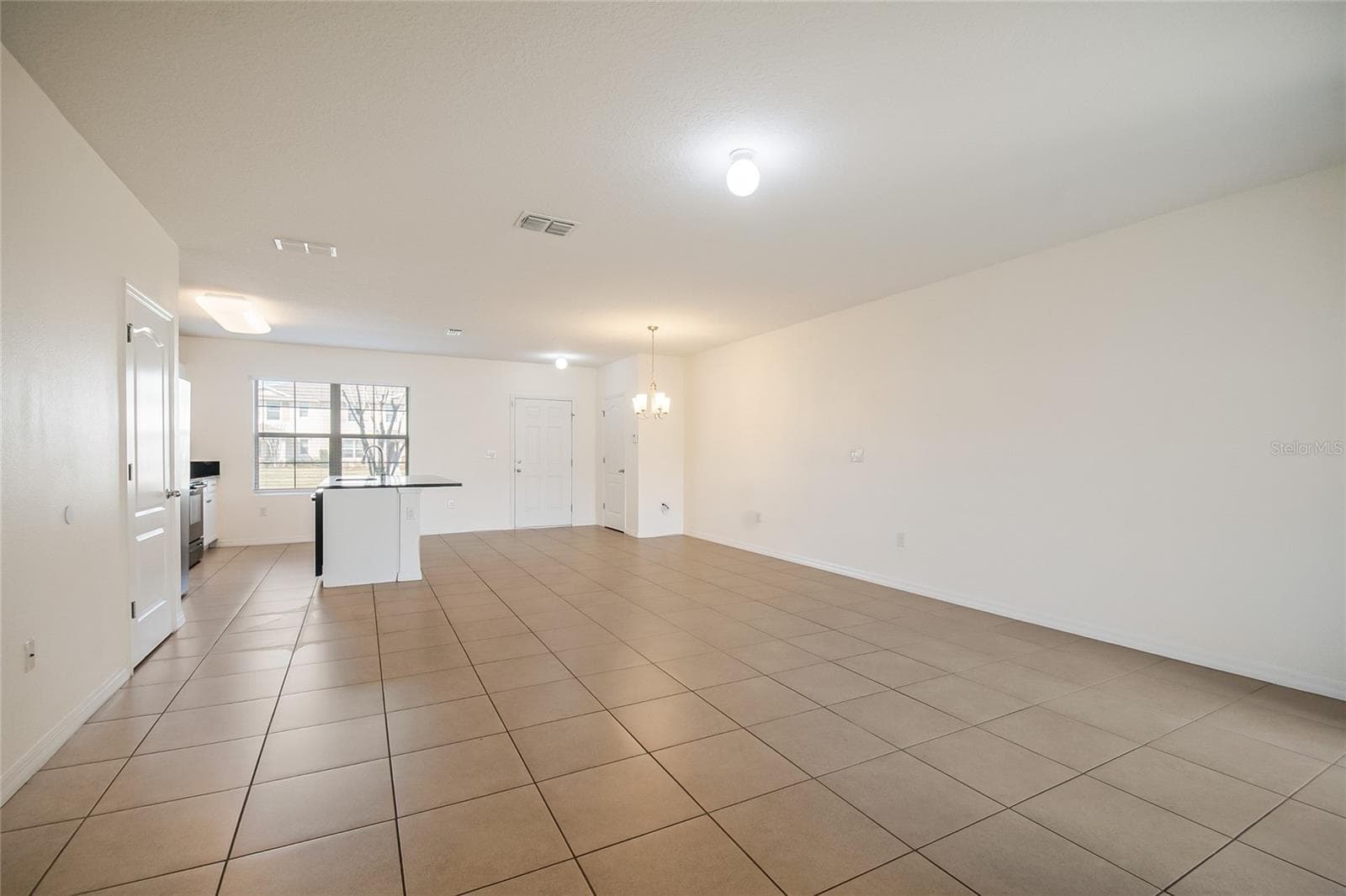 Townhouse at 1404 DUSTY STONE LN, KISSIMMEE, photo 15 of 44