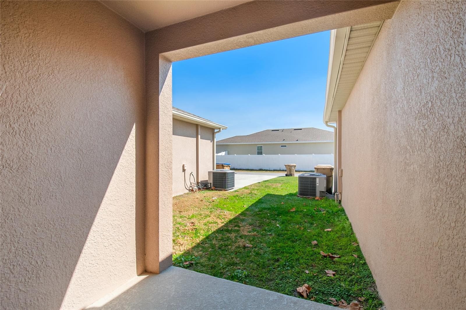Townhouse at 1404 DUSTY STONE LN, KISSIMMEE, photo 36 of 44