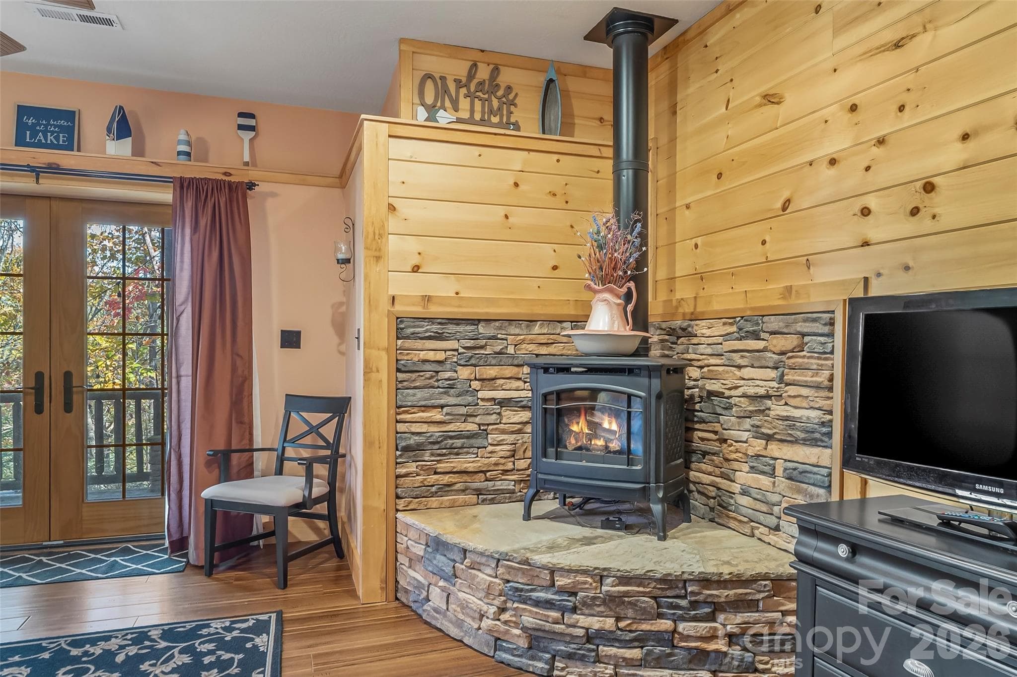 Single Family Residence at 143 Nature Walk Drive, Marion, photo 23 of 48