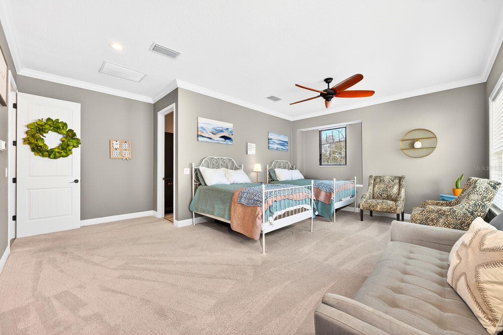 Sixth Bedroom with a full en-suite bath is the perfect in-law space. - 27324 GRAND OAK LN, TAVARES