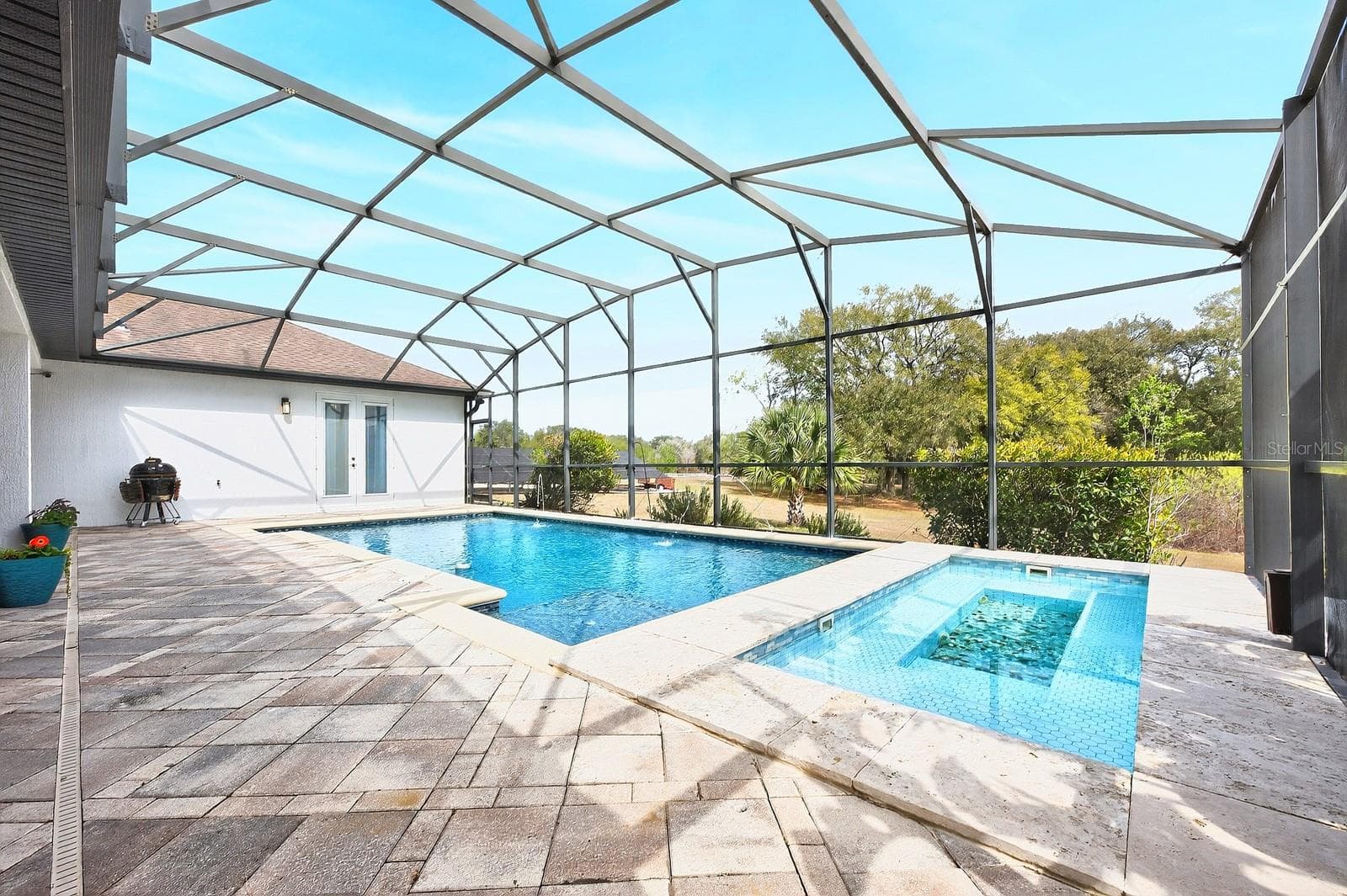 Private screened pool and spa. - 27324 GRAND OAK LN, TAVARES