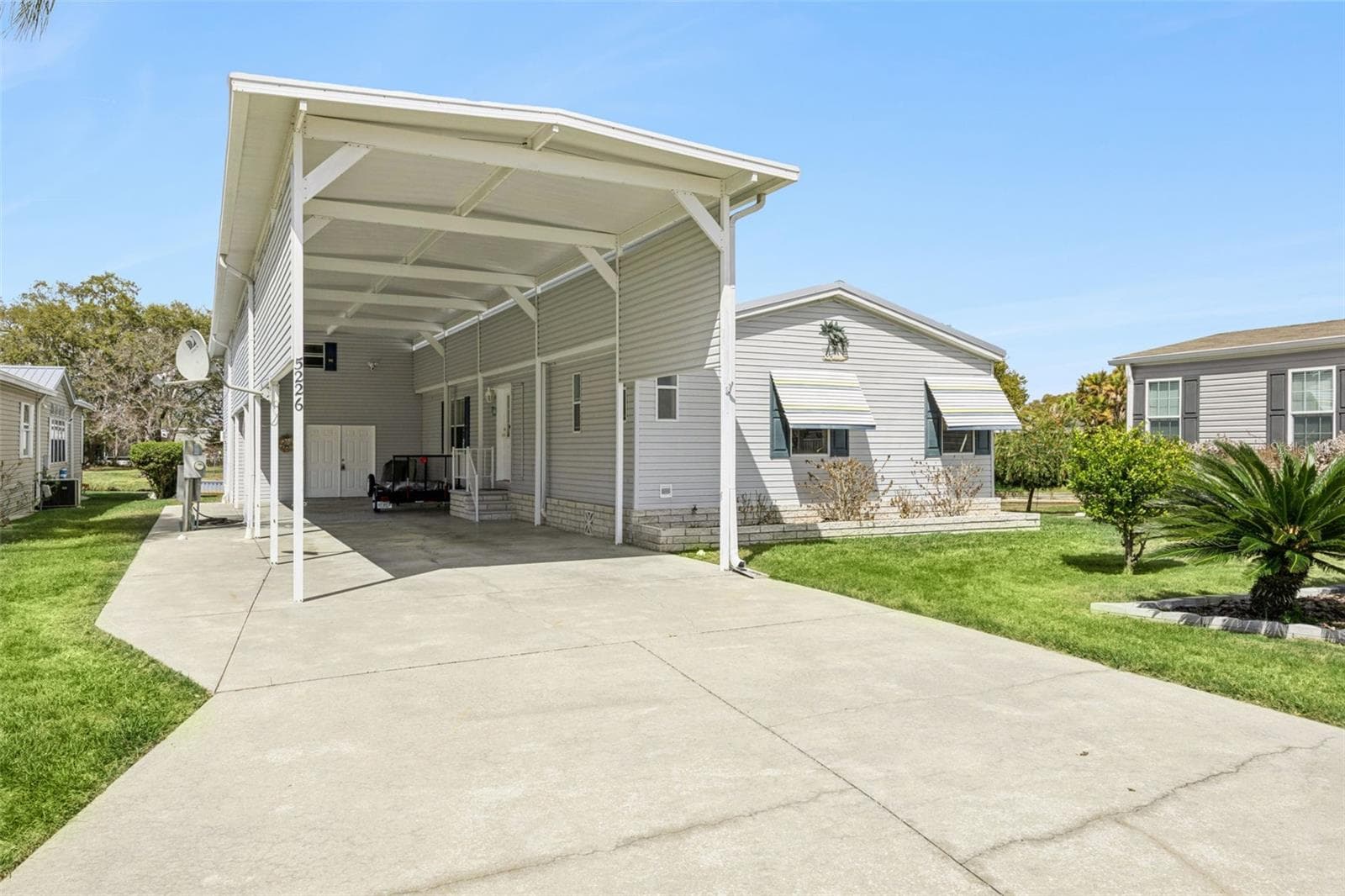 5226 ISLAND VIEW CIR N