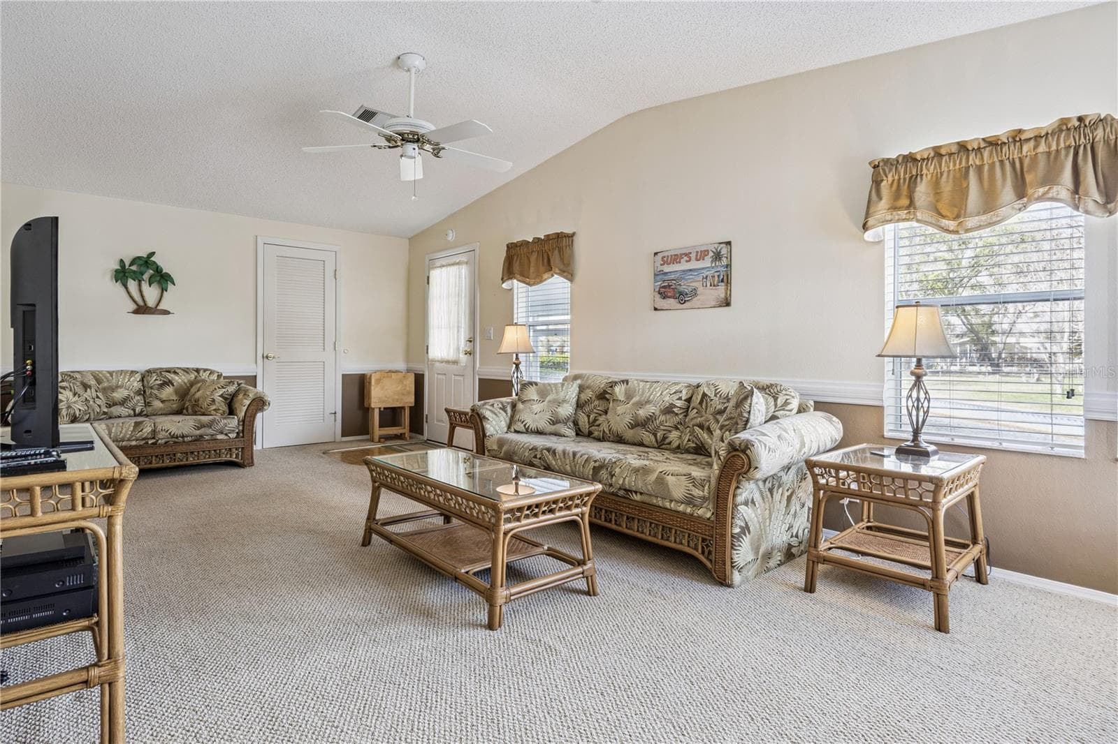 Manufactured Home at 5226 ISLAND VIEW CIR N, POLK CITY, photo 6 of 76
