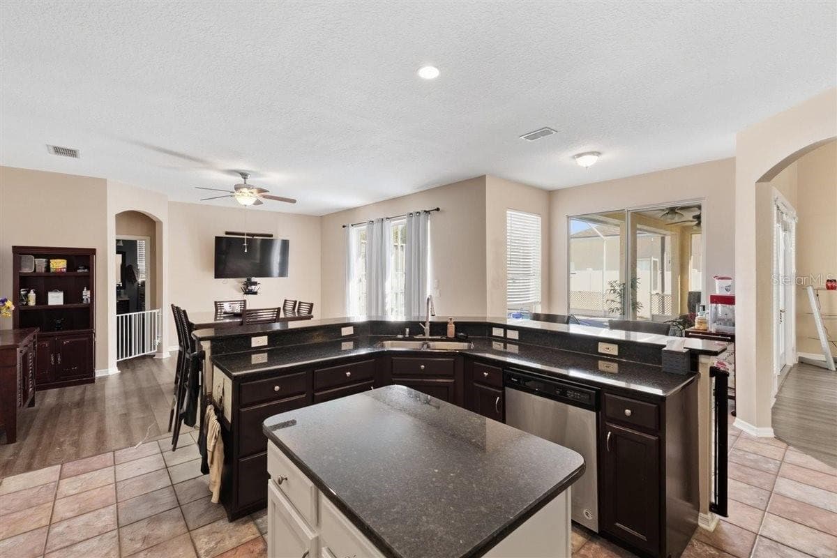 Kitchen - Dining Room - 7909 FERNLEAF DR, ORLANDO