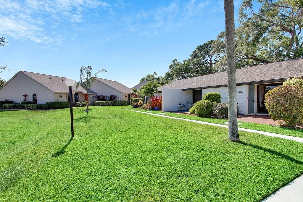 3507 LONGMEADOW #4
