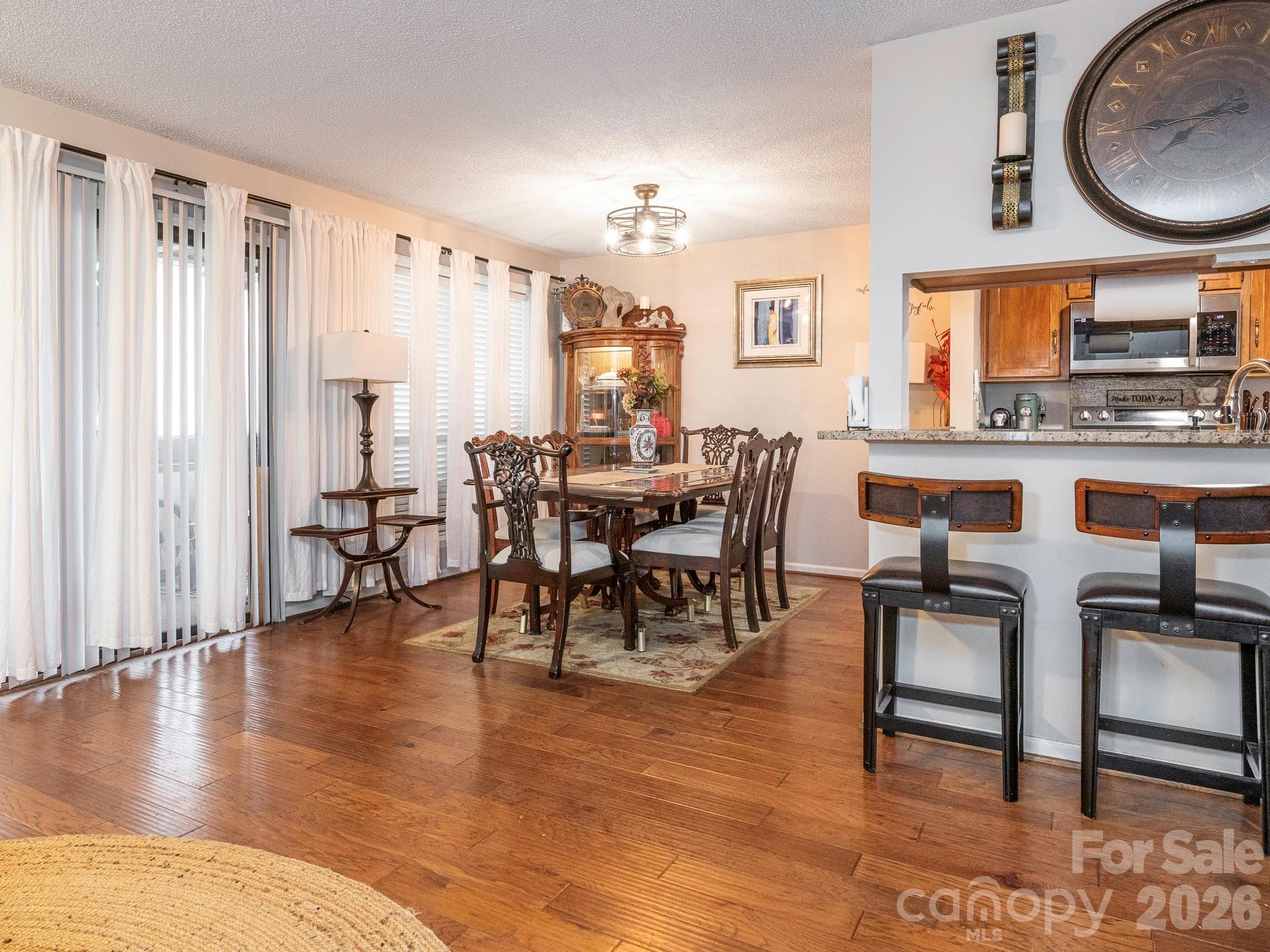 Condominium at Charlotte, photo 9 of 37