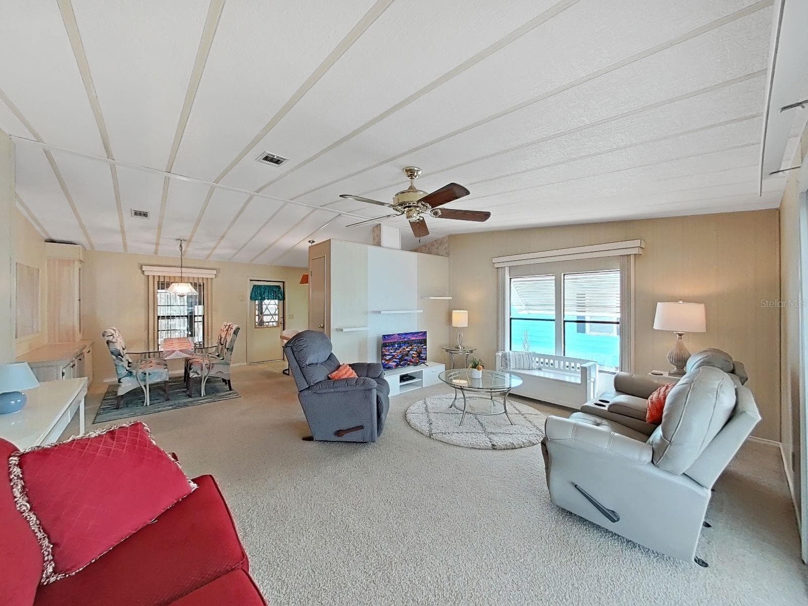 Manufactured Home at 4969 DEERWOOD DR, LAKELAND, photo 10 of 35