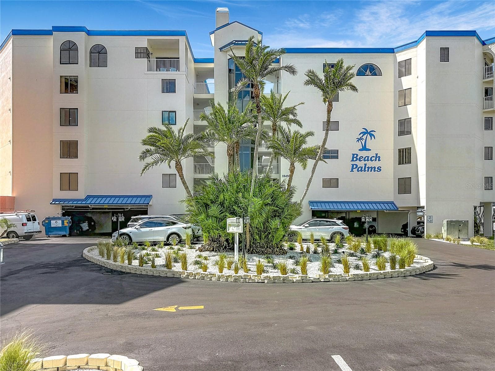 18450 GULF BLVD #401