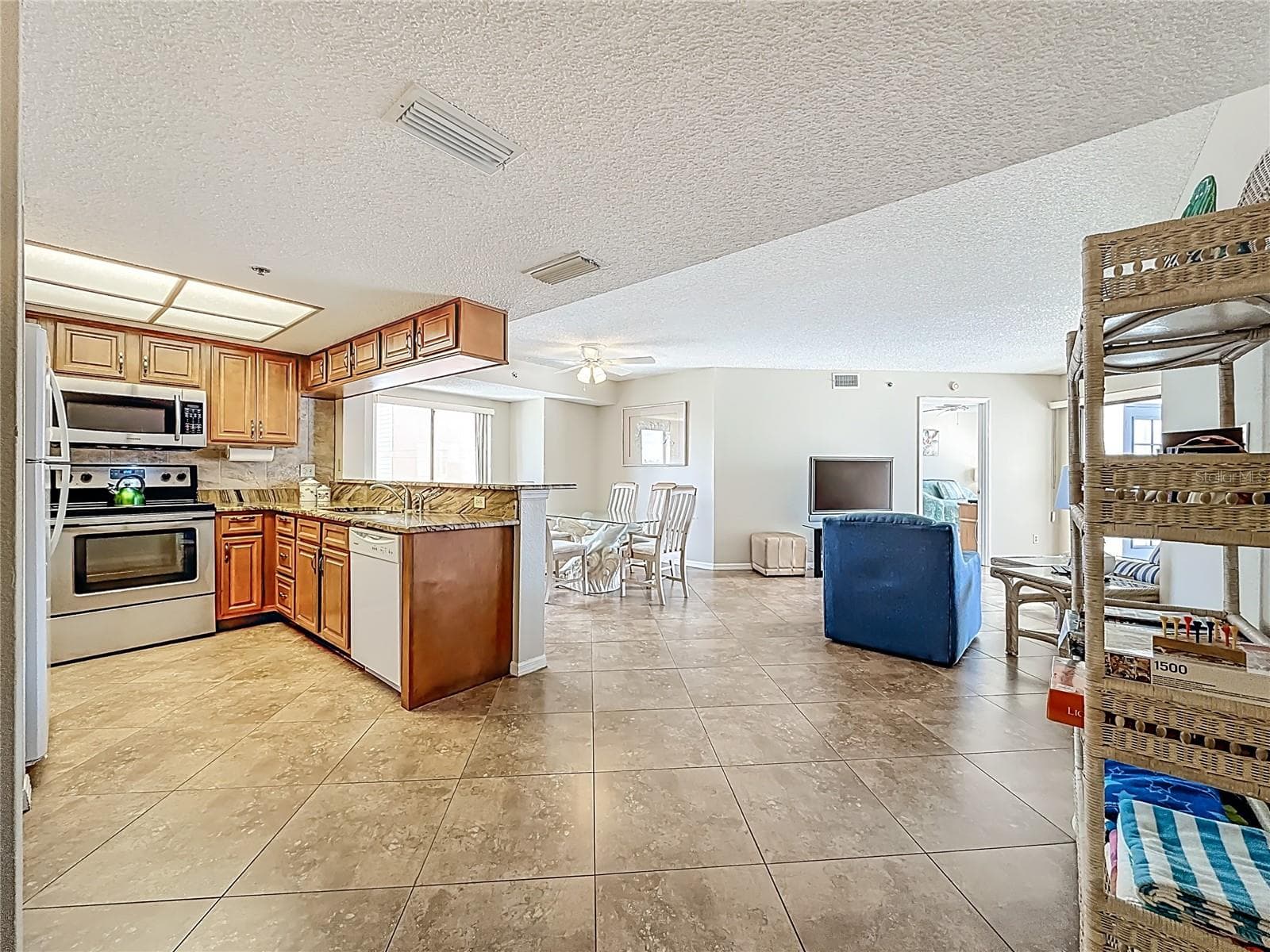Entry View - 18450 GULF BLVD #401, INDIAN SHORES