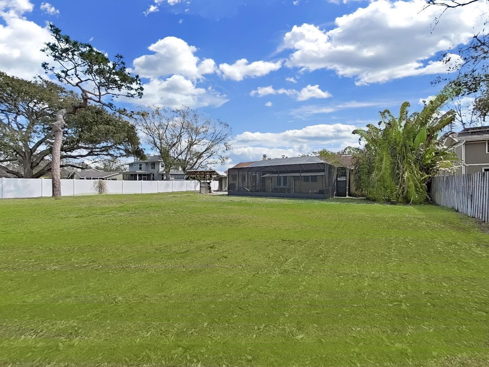 Single Family Residence at 438 LAFAYETTE BLVD, OLDSMAR, photo 4 of 67