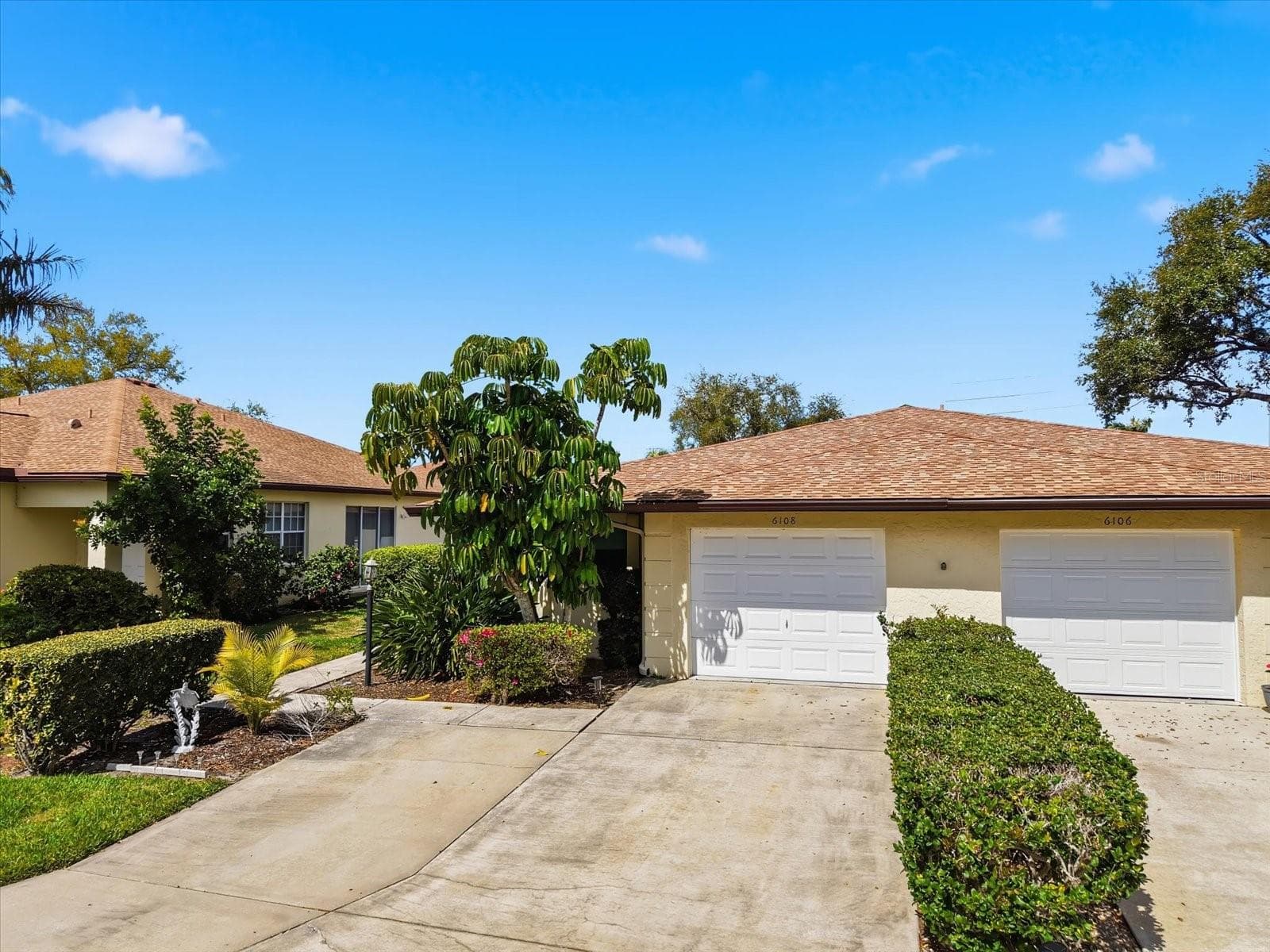 Front Entrance - 6108 PENNY LN, BRADENTON