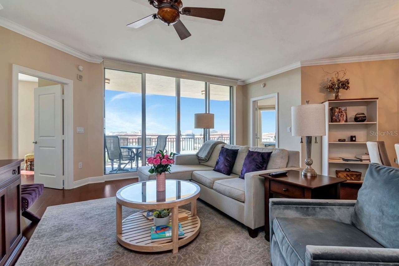 Family/Living Room - 5823 BOWEN DANIEL DR #604, TAMPA