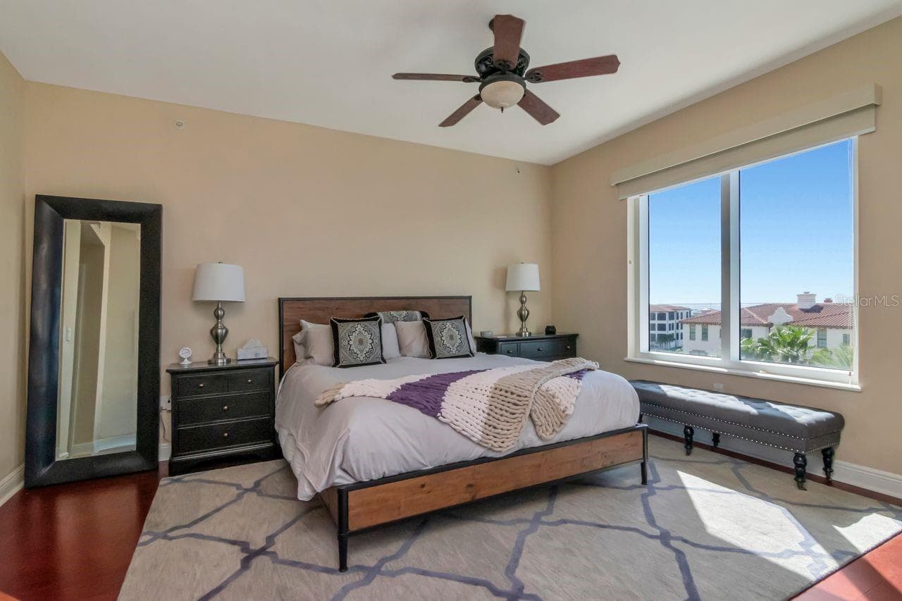 Primary Suite - 5823 BOWEN DANIEL DR #604, TAMPA
