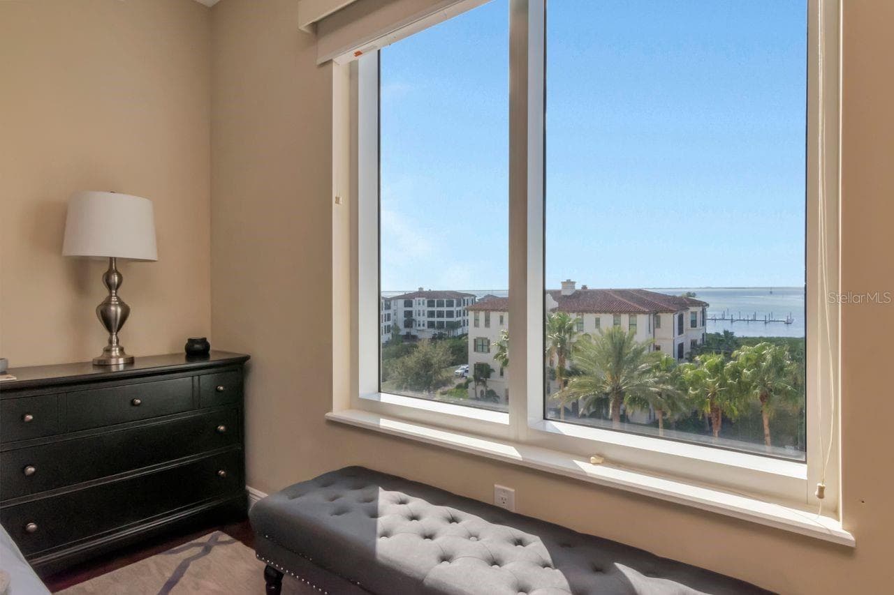 Primary Suite - 5823 BOWEN DANIEL DR #604, TAMPA