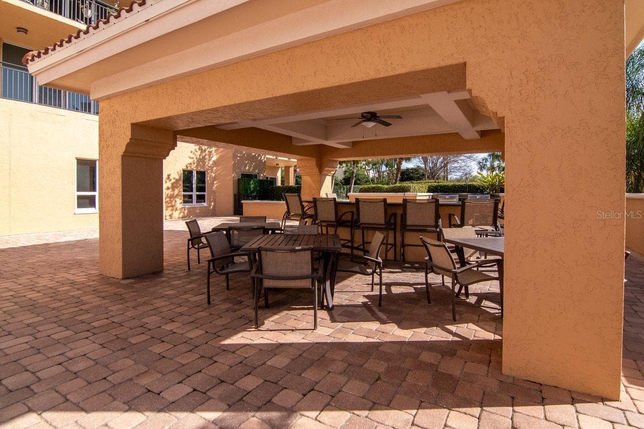 Castillo grill area - 5823 BOWEN DANIEL DR #604, TAMPA
