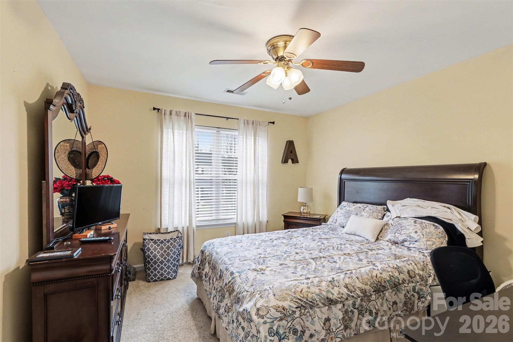 Single Family Residence at 741 Wilderness Trail Drive, Charlotte, photo 10 of 19