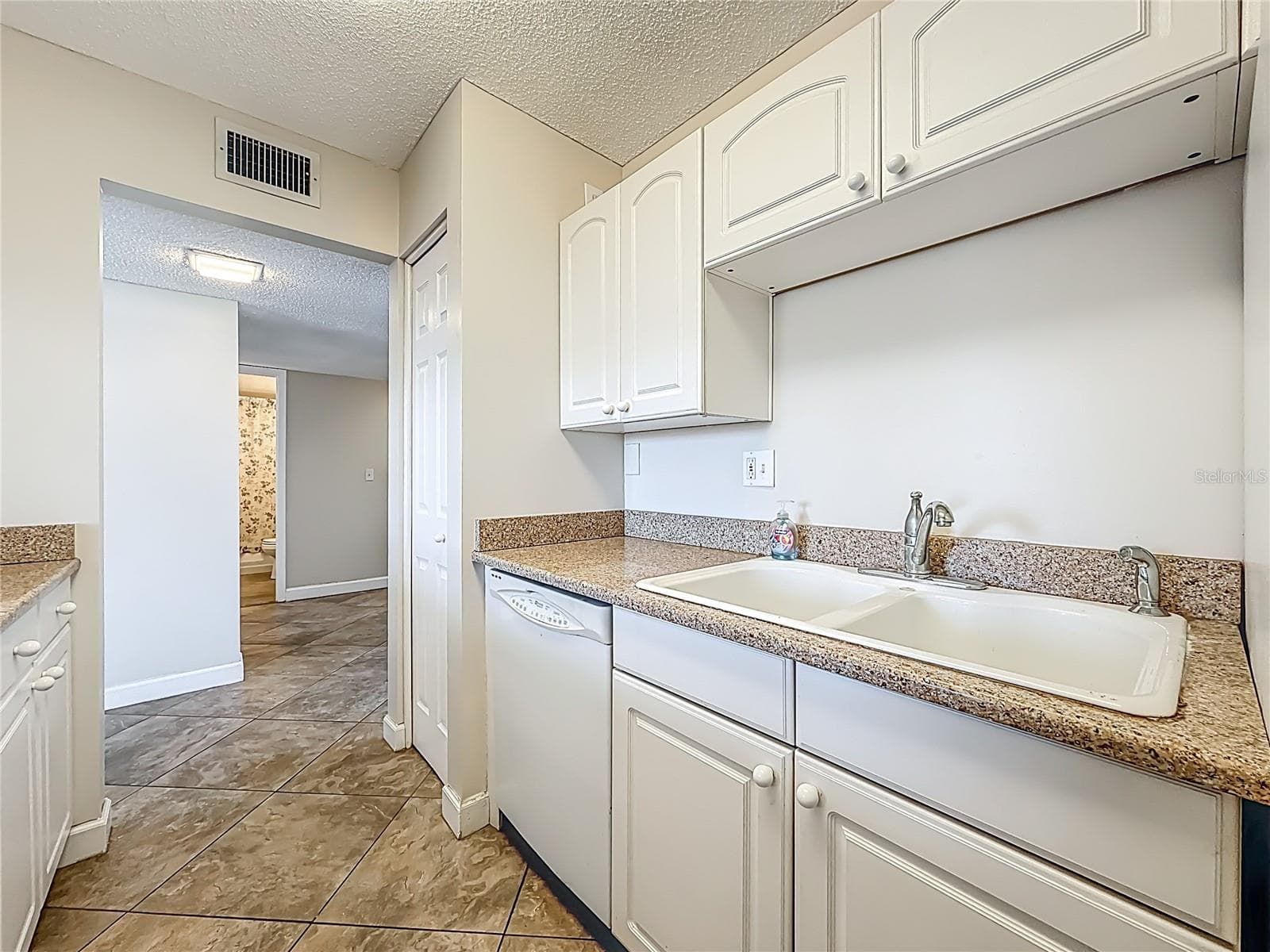 Kitchen - 7401 BAY ISLAND DR S #232, SOUTH PASADENA