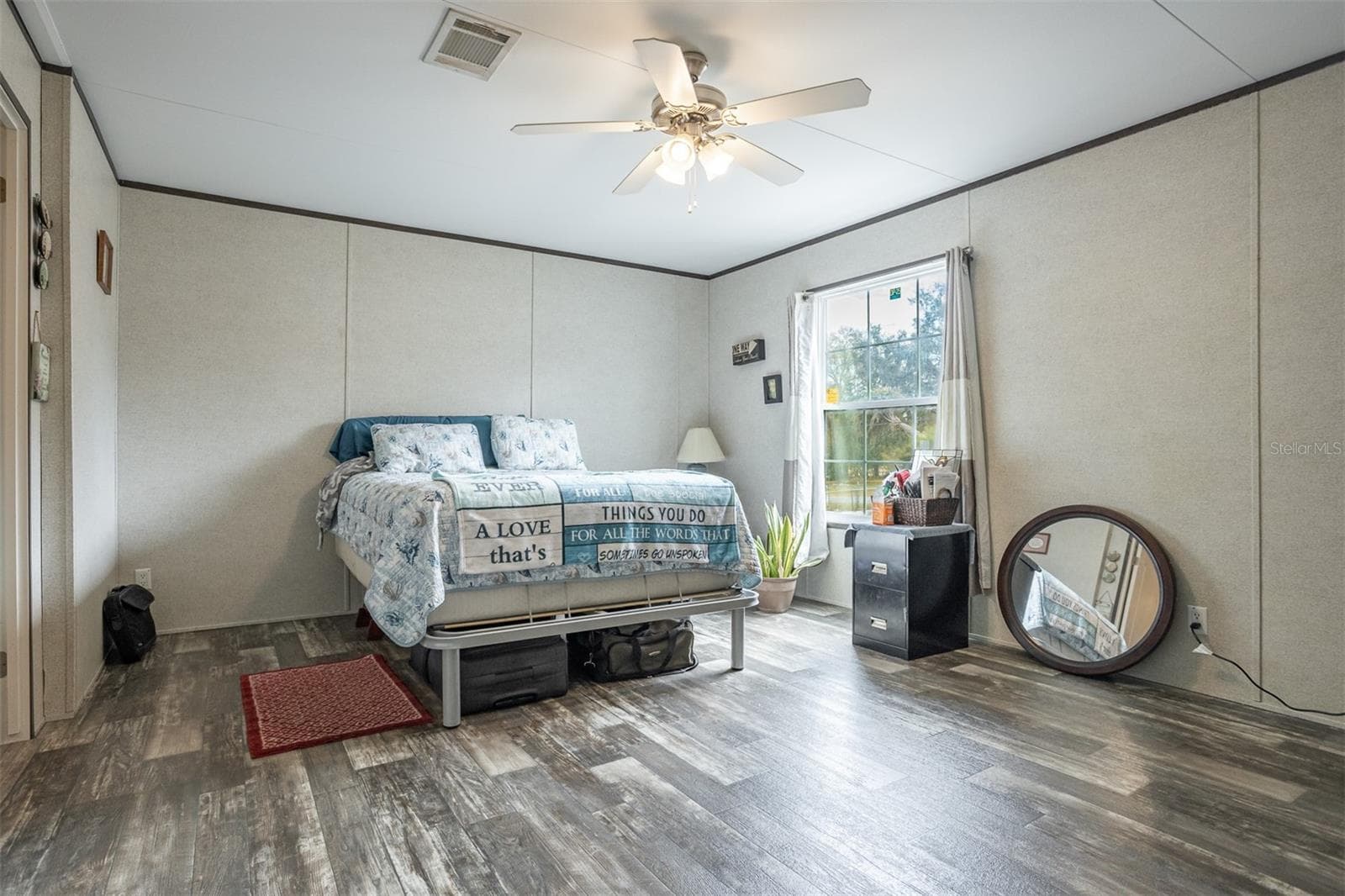 Manufactured Home at 40545 STEWART RD, ZEPHYRHILLS, photo 15 of 24