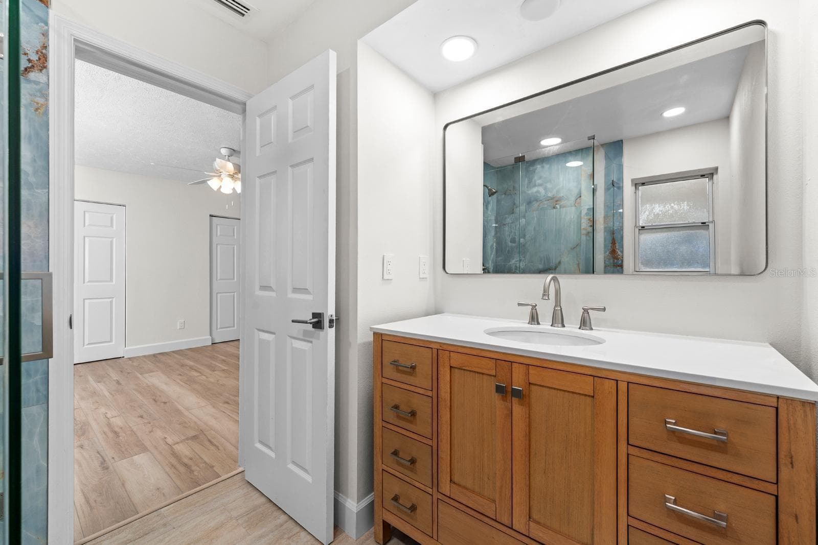 Single Family Residence at 4540 BAYSHORE BLVD NE, ST PETERSBURG, photo 19 of 34
