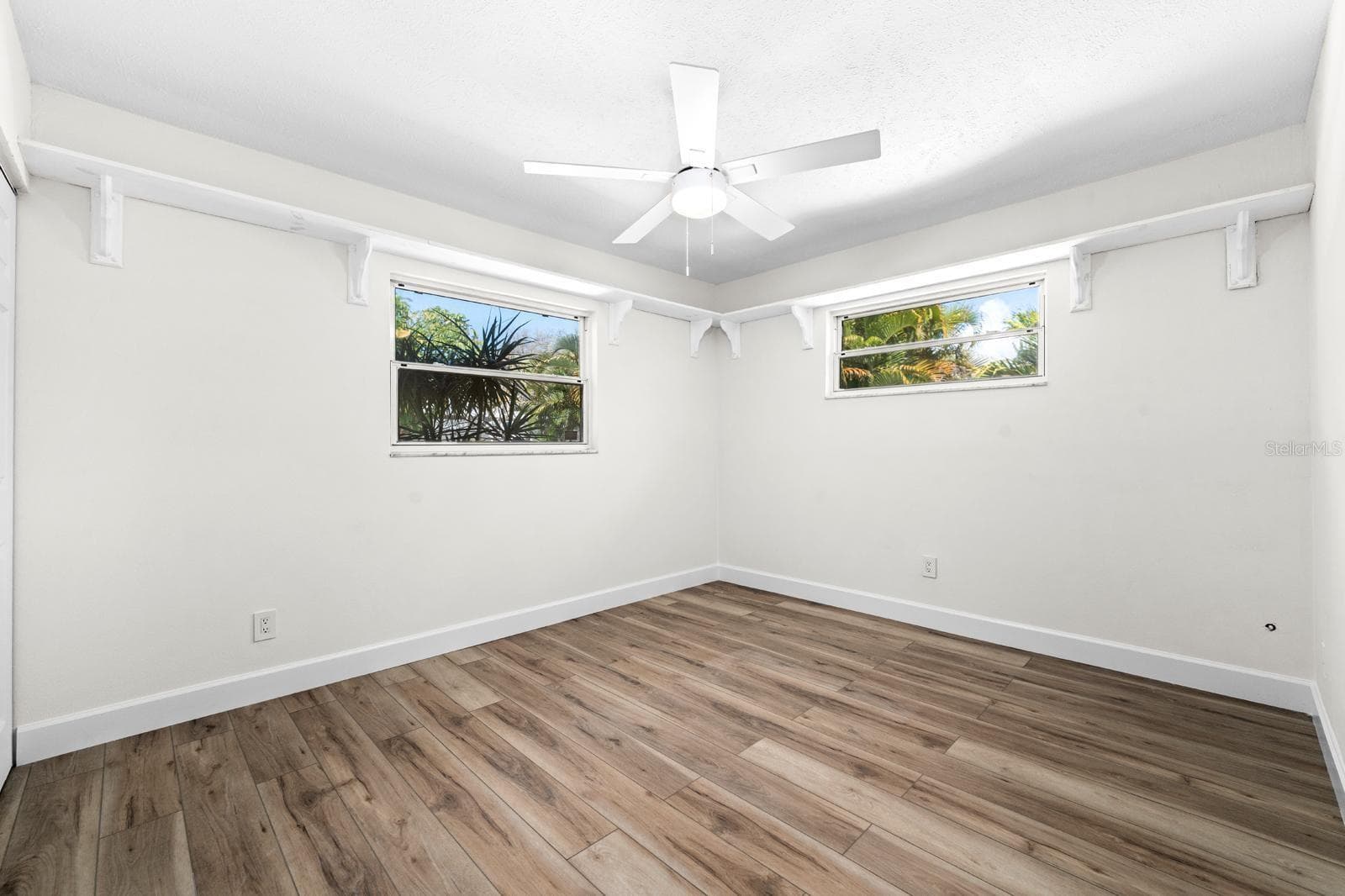 Single Family Residence at 4540 BAYSHORE BLVD NE, ST PETERSBURG, photo 22 of 34