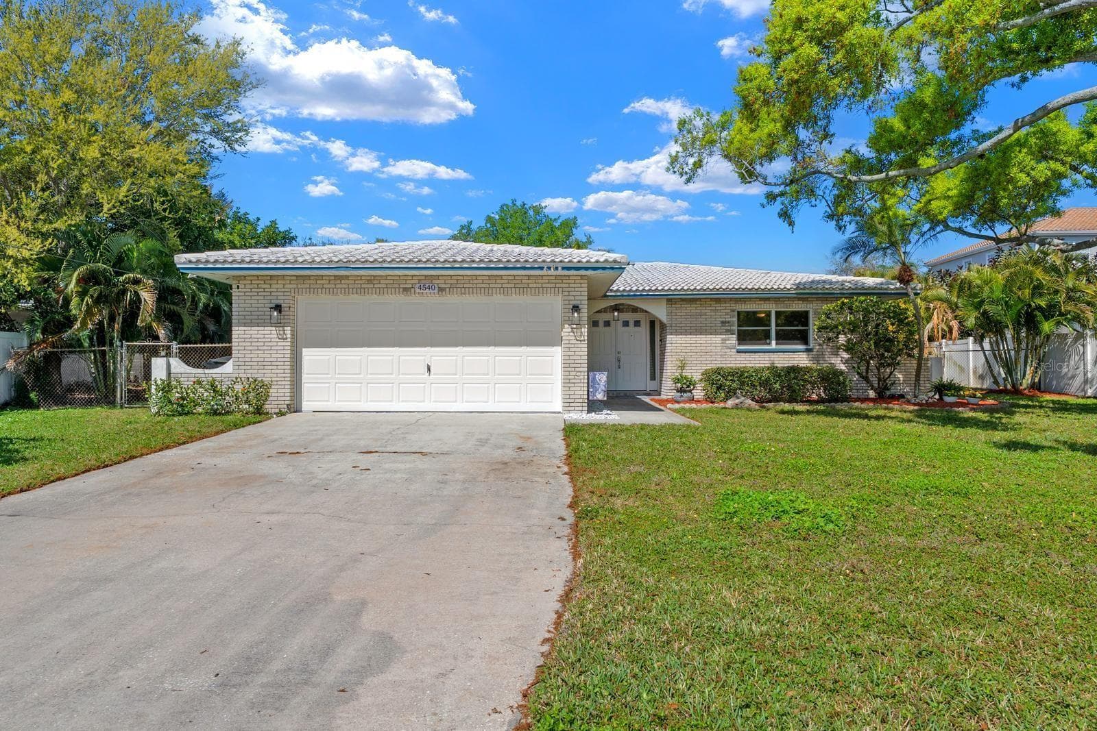 Single Family Residence at 4540 BAYSHORE BLVD NE, ST PETERSBURG, photo 26 of 34