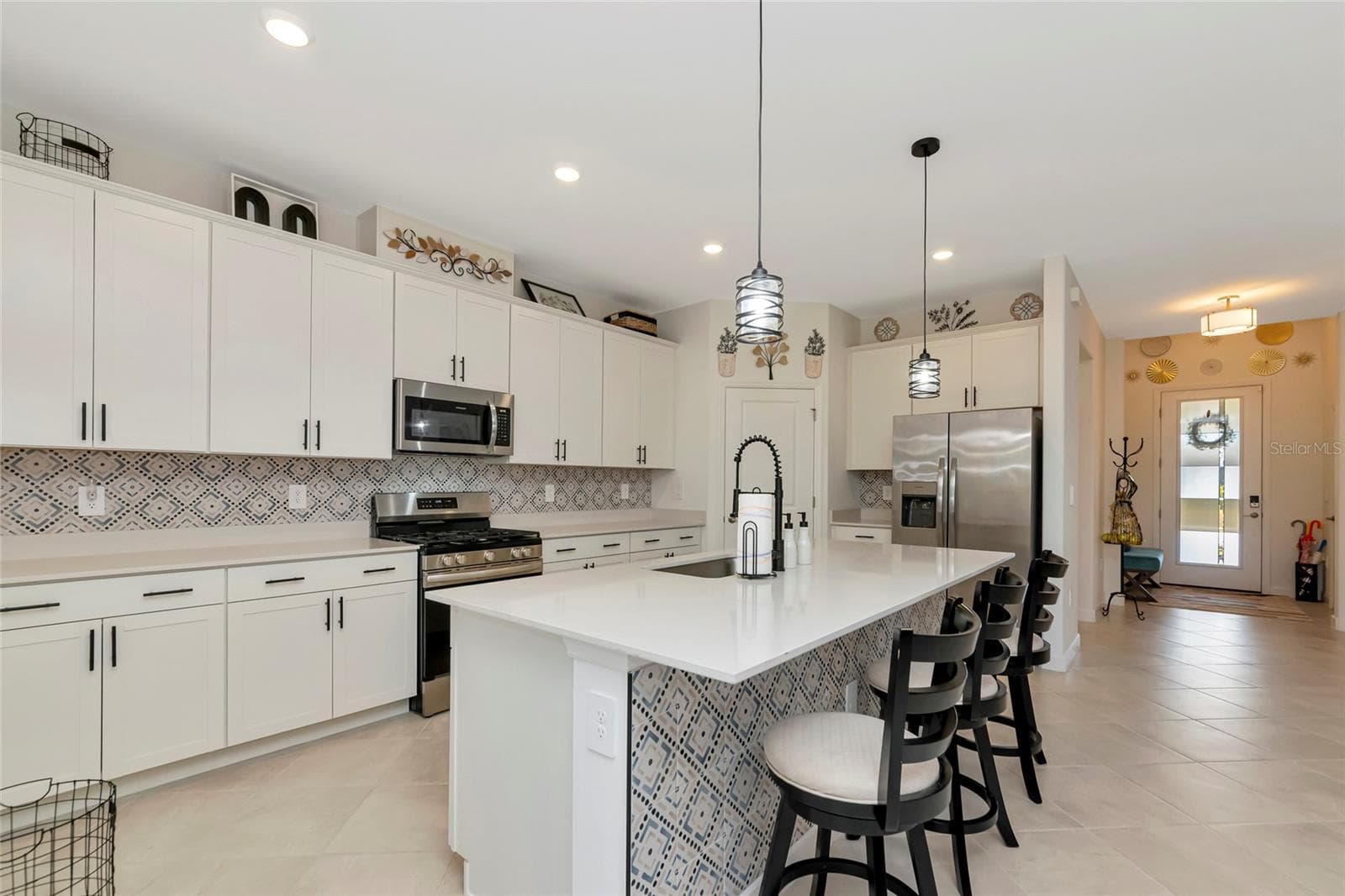 Single Family Residence at 15135 OXFORD GREY DR, BRADENTON, photo 20 of 65