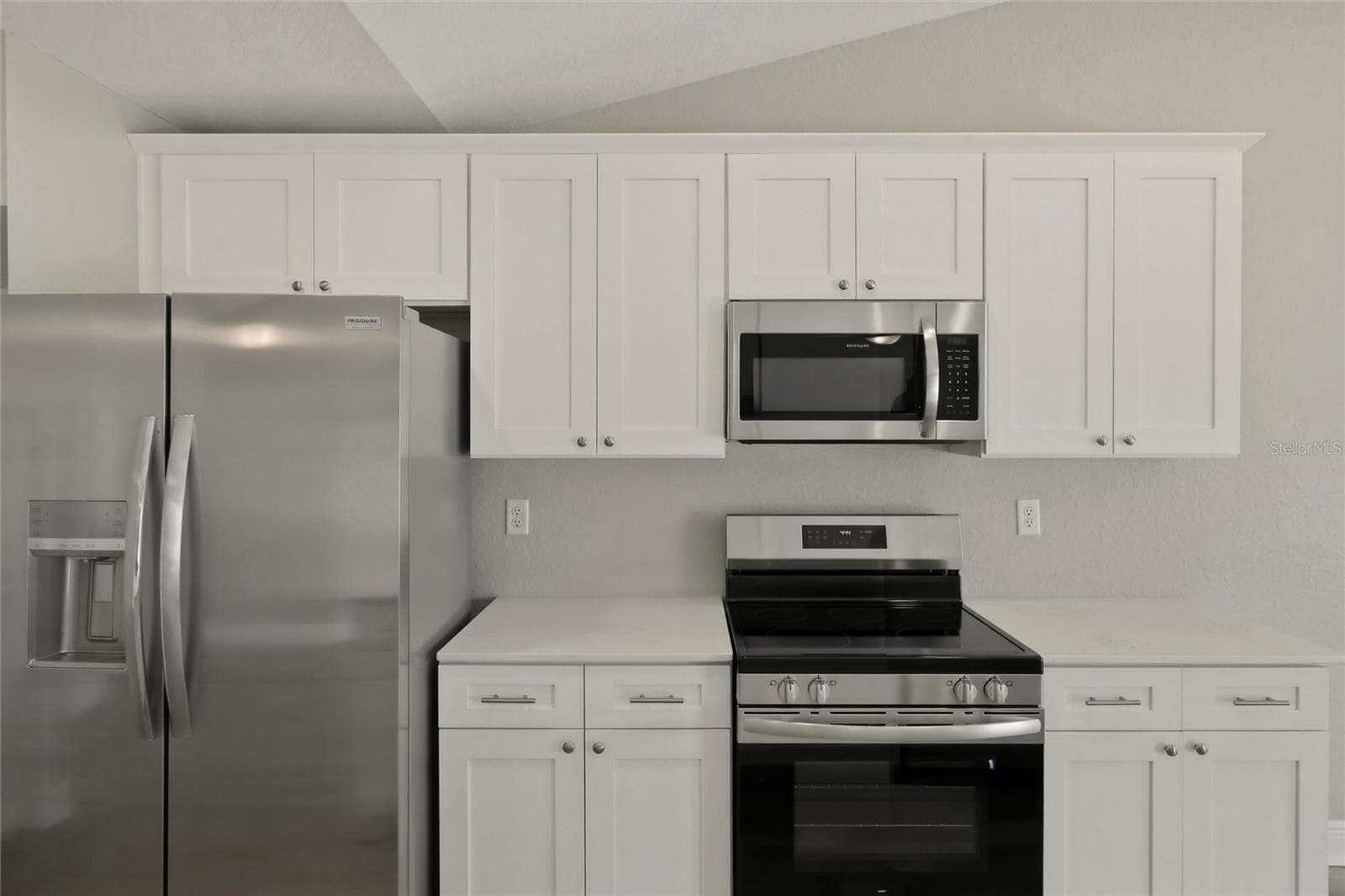 Single Family Residence at 6809 DICKINSON DR, SEBRING, photo 9 of 47