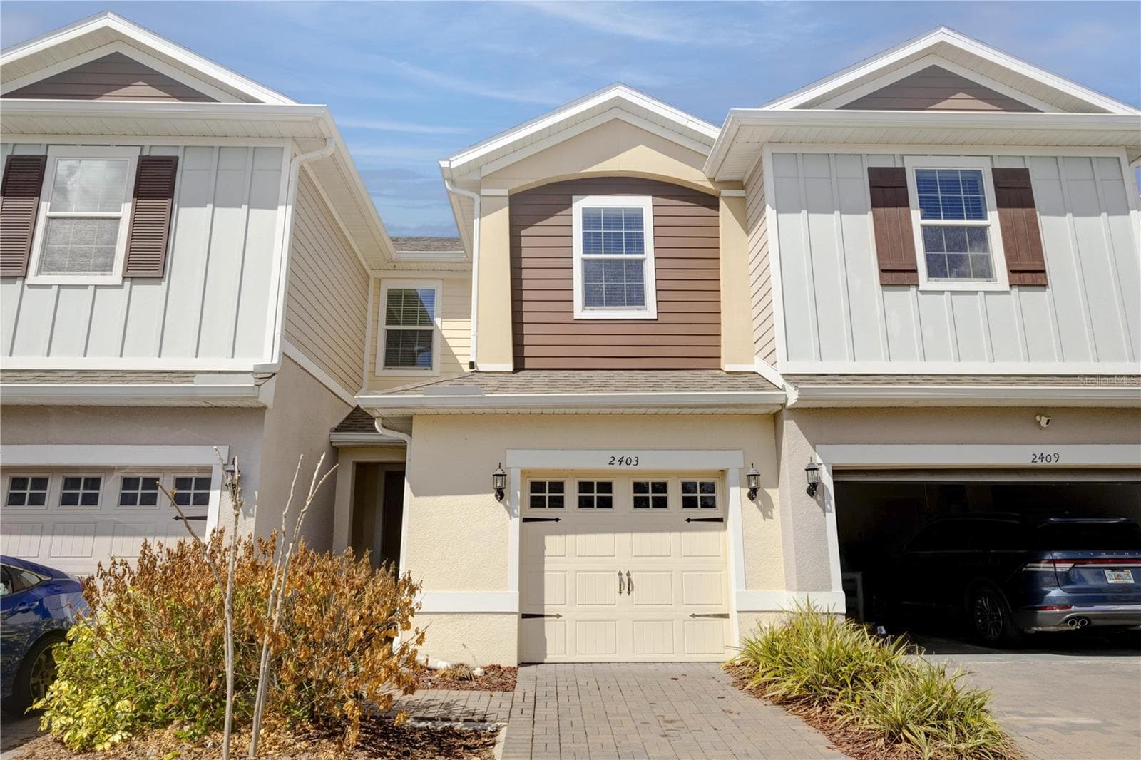 Townhouse at 2403 SEDGE GRASS WAY, ORLANDO, photo 2 of 28