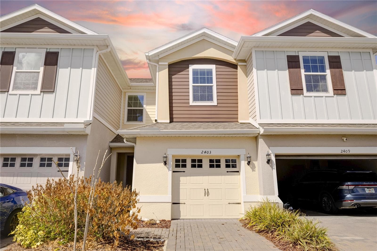 Townhouse at 2403 SEDGE GRASS WAY, ORLANDO, photo 3 of 28