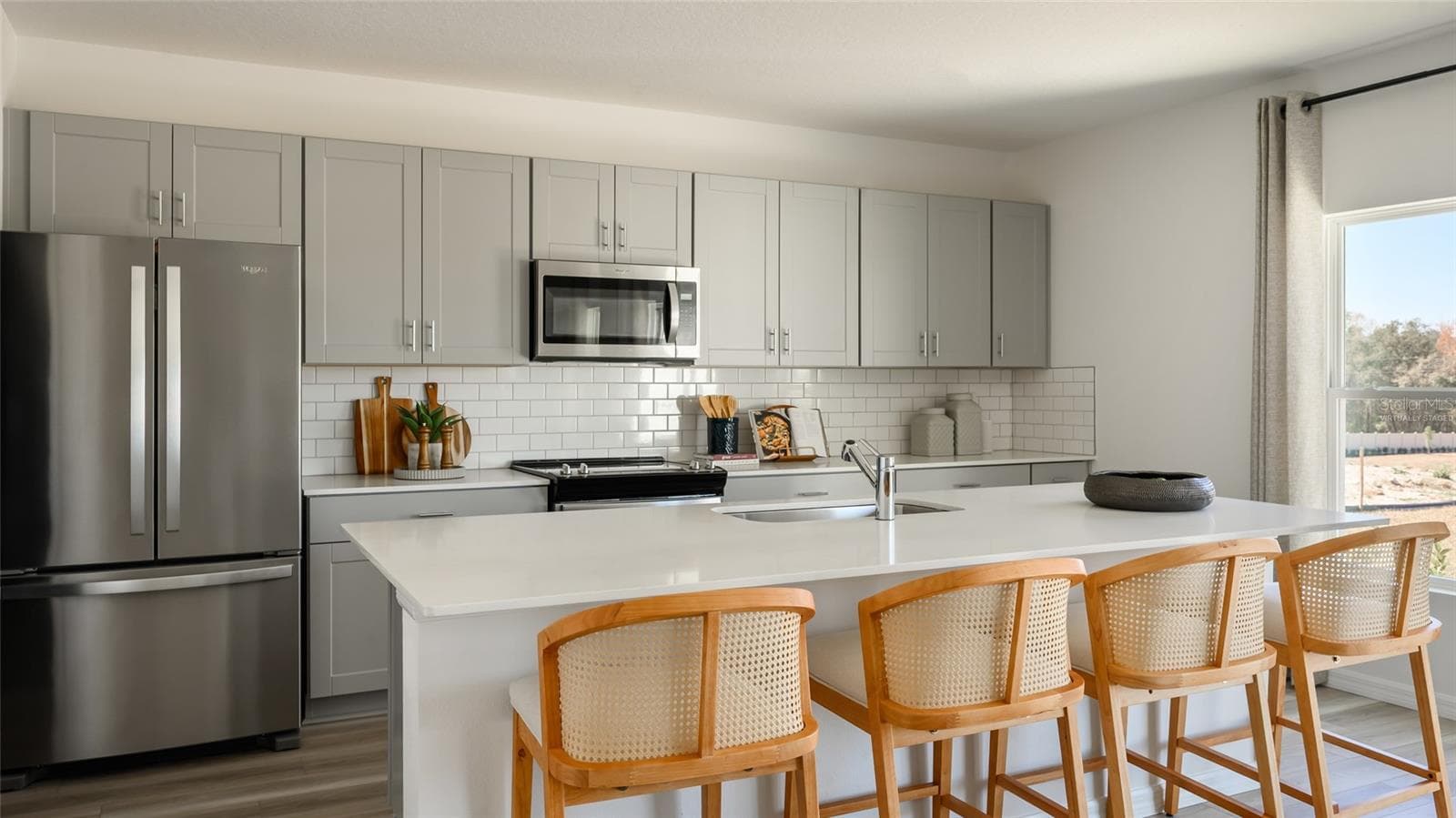 model home/virtually staged - 9255 ORCHARD PARK LN, DADE CITY