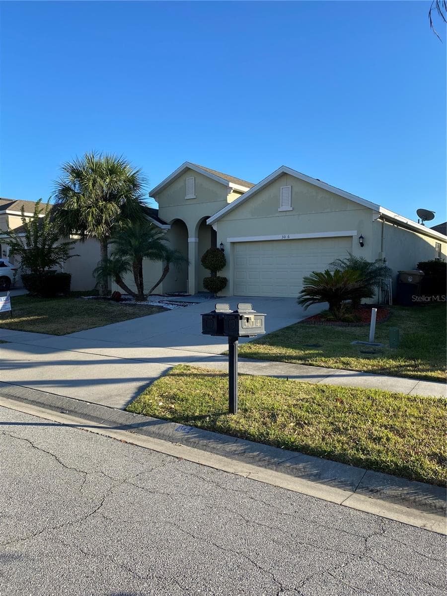 3016 MADELIA LN