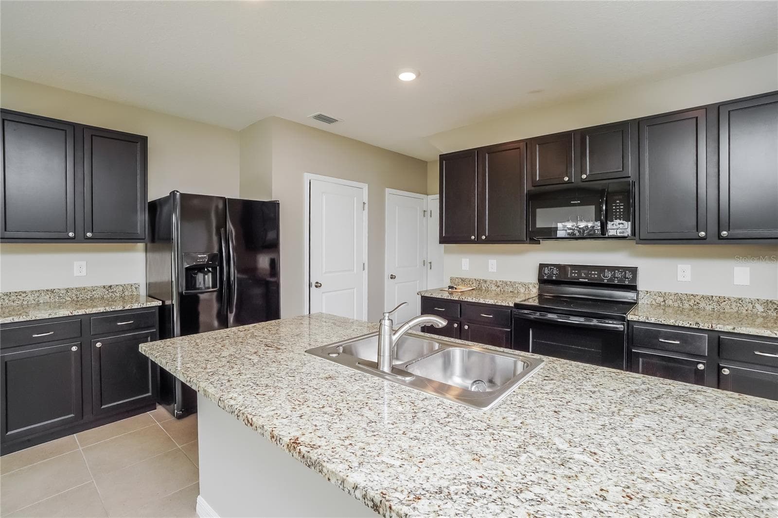 Single Family Residence at 16726 SECRET MEADOW DR, ODESSA, photo 3 of 15