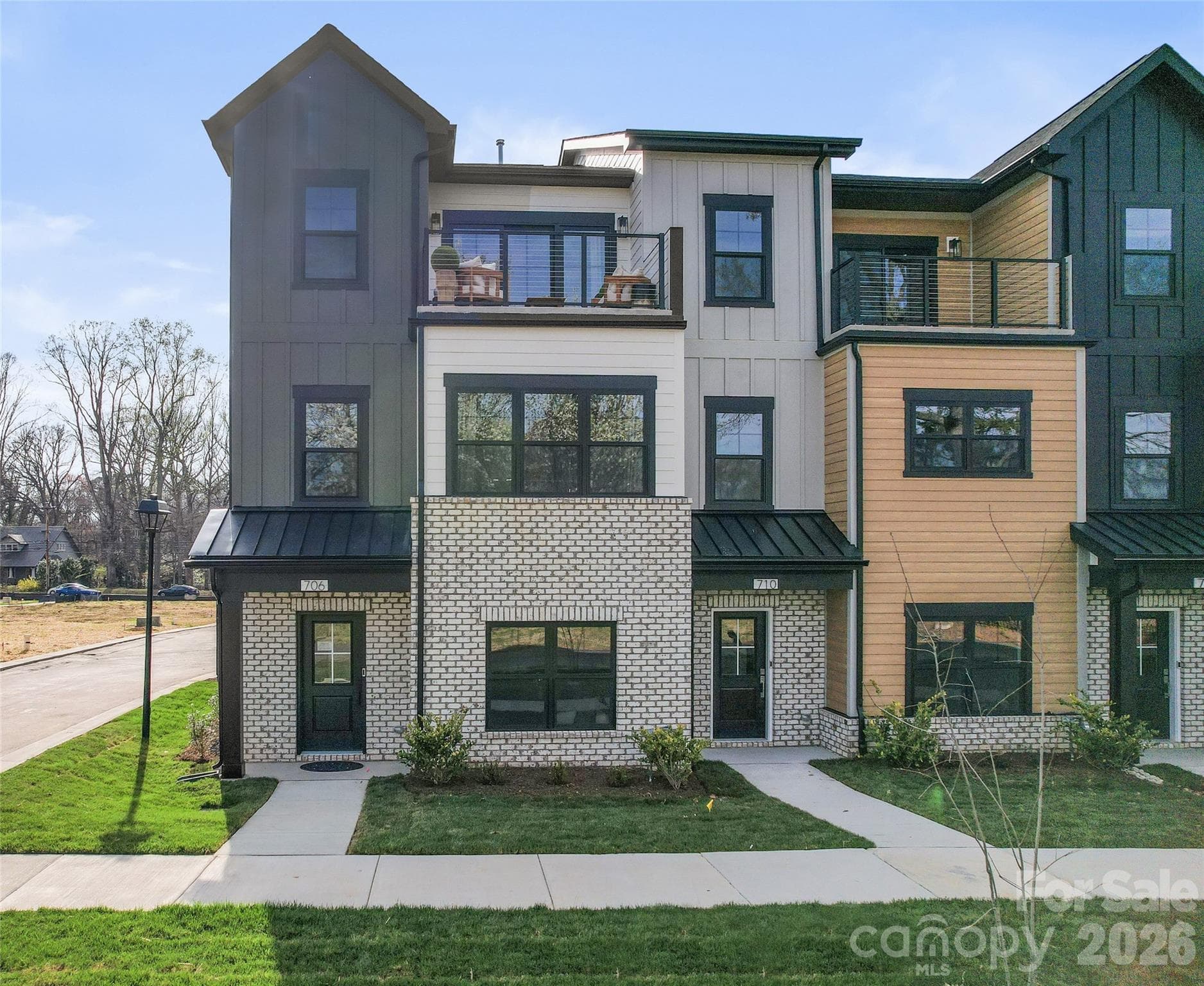 Townhouse at Huntersville, photo 2 of 31