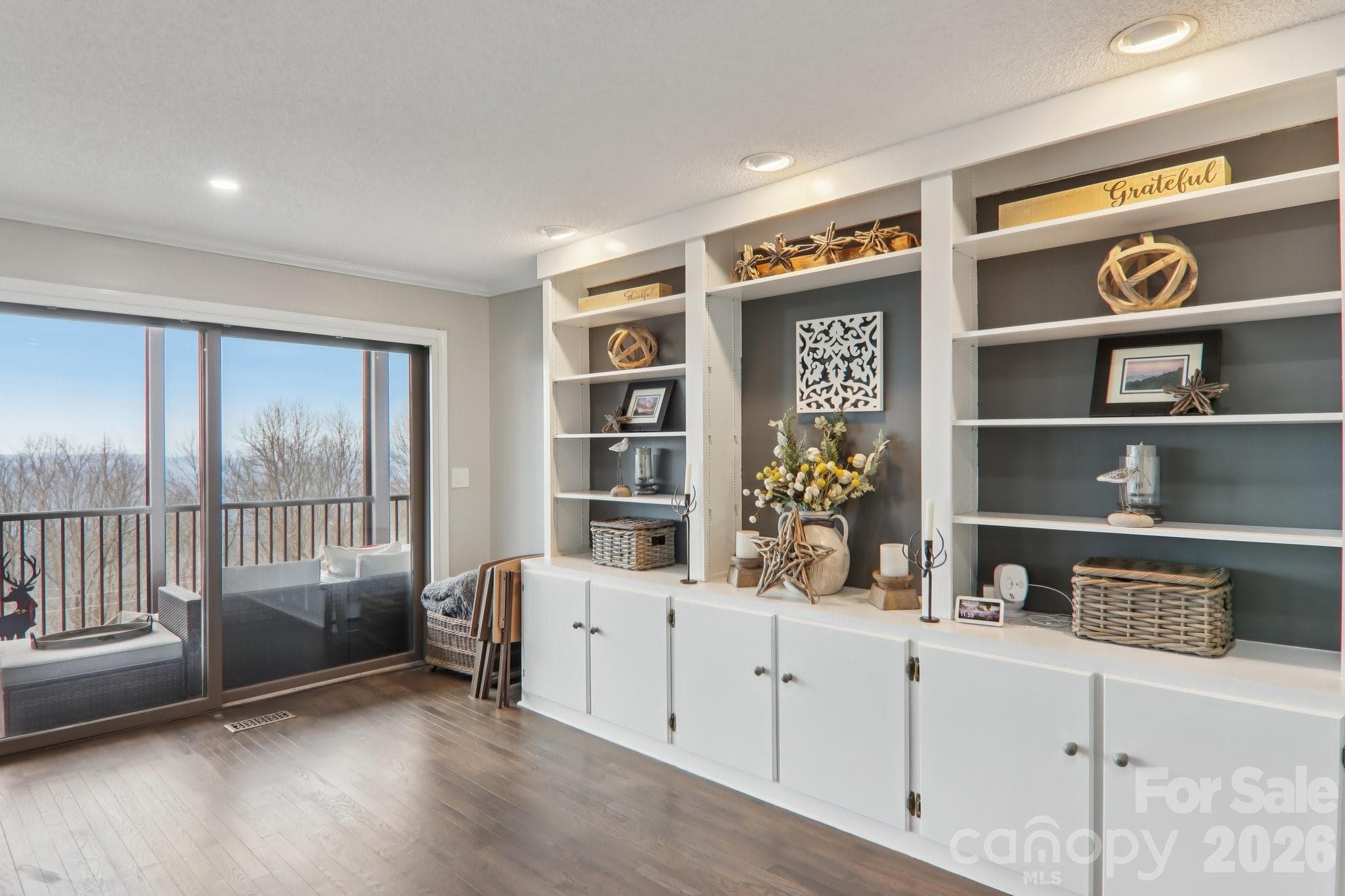 Condominium at Hendersonville, photo 10 of 48