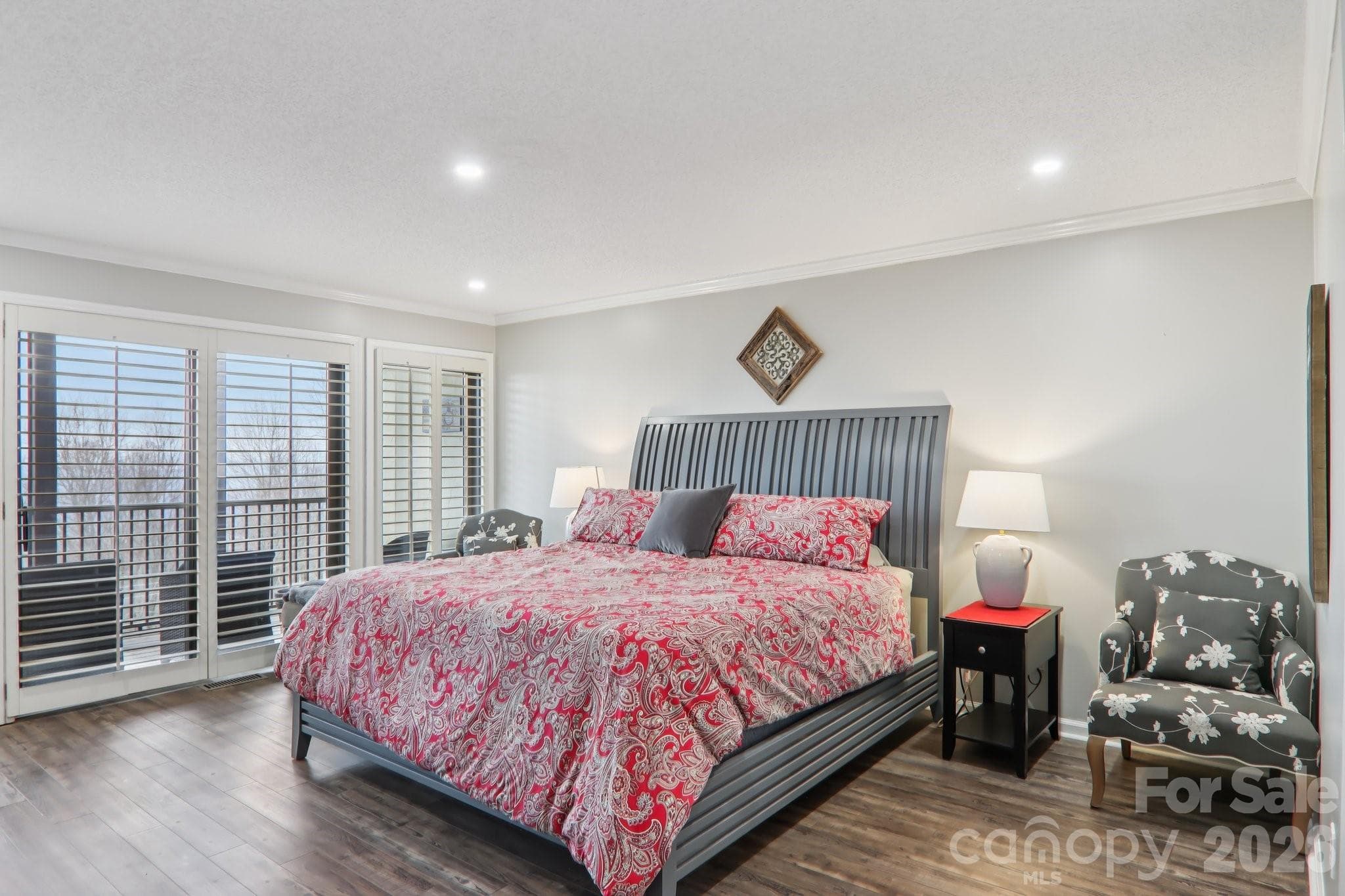 Primary Bedroom - Hendersonville