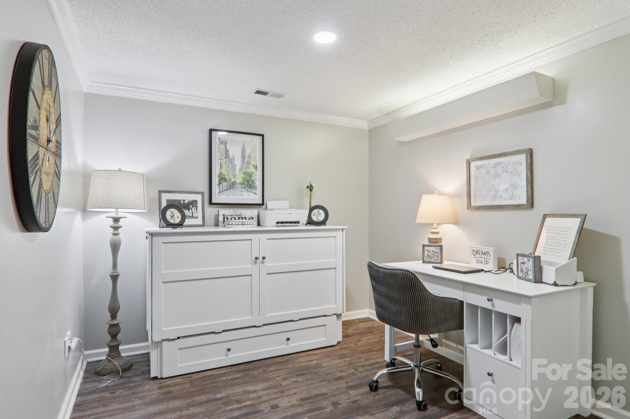 Basement Bonus Room - Hendersonville