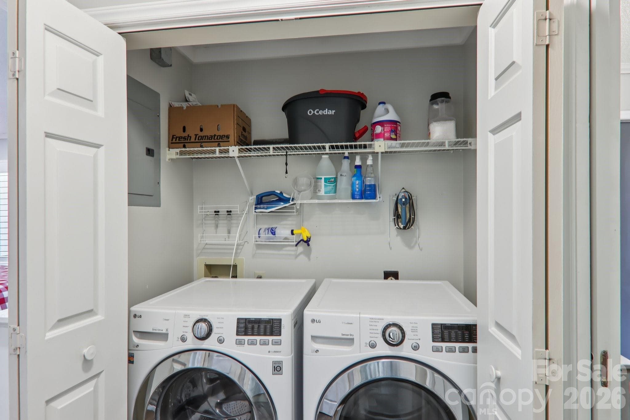 Laundry Main Level - Hendersonville