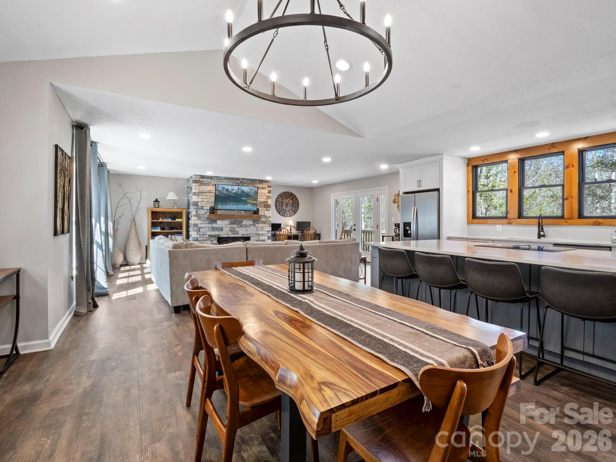 A great space to accommodate family & guests for any occasion. - Lake Lure