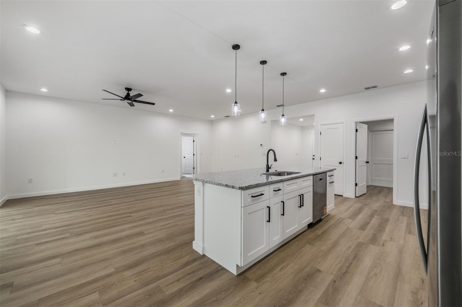 Single Family Residence at 38086 COUNTRYSIDE PL, DADE CITY, photo 17 of 39