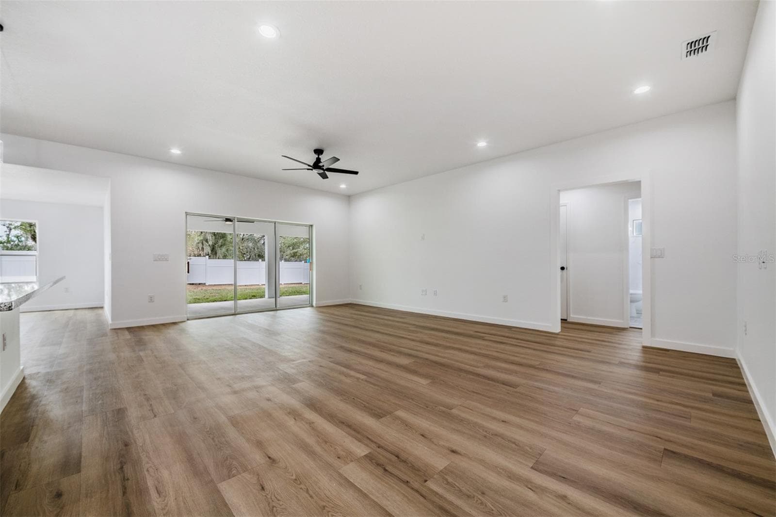 Single Family Residence at 38086 COUNTRYSIDE PL, DADE CITY, photo 20 of 39