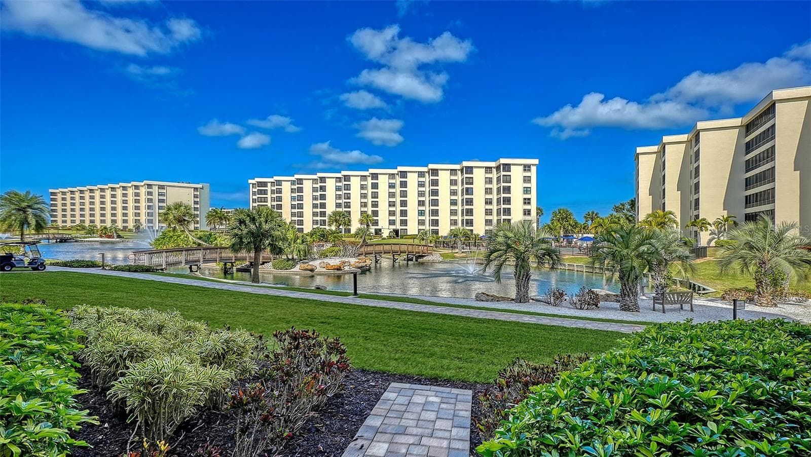 Condominium at 5780 MIDNIGHT PASS RD #110, SARASOTA, photo 38 of 85