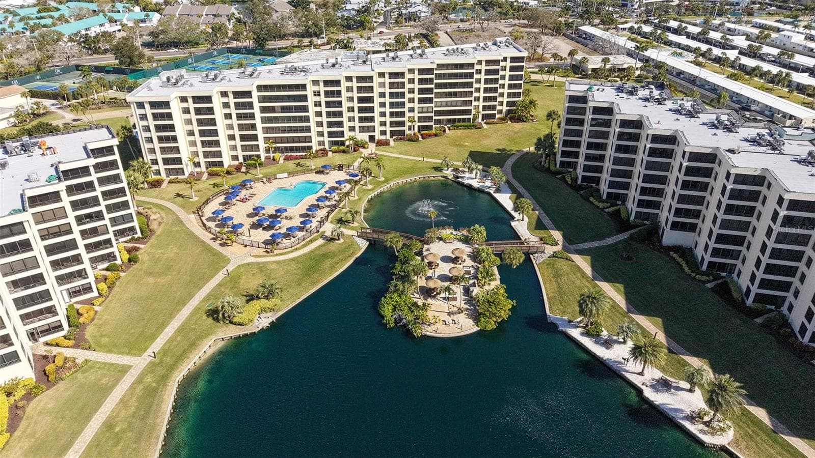 Condominium at 5780 MIDNIGHT PASS RD #110, SARASOTA, photo 43 of 85